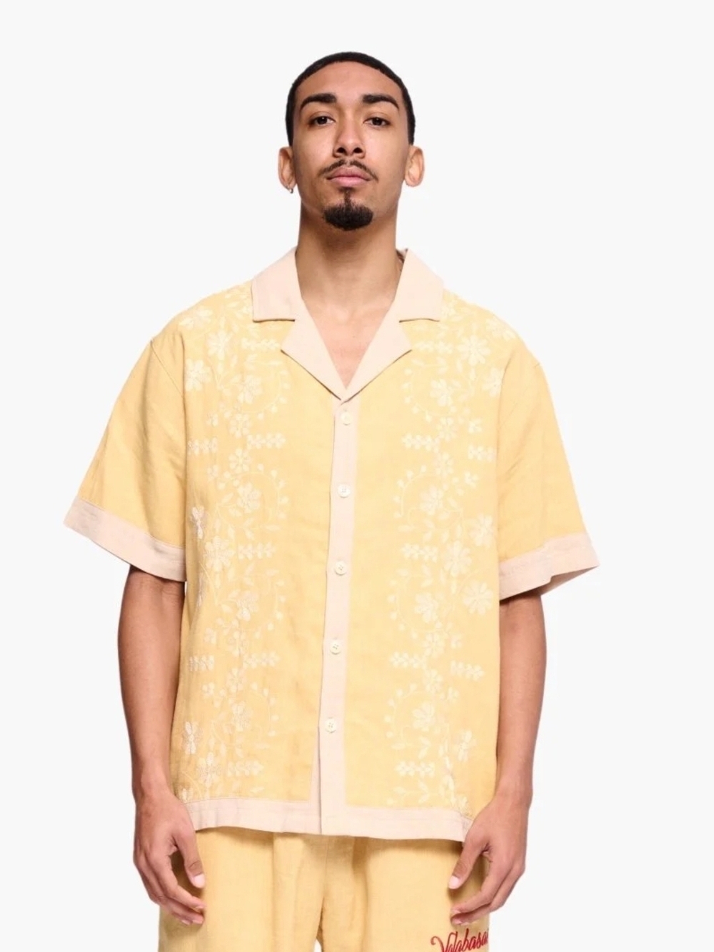 NEW!!! Valabasas Yellow Embroidered Button Up Shirt, NWT Retail $138